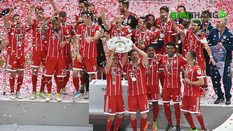 Bayern München đội bóng thành công nhất lịch sử Bundesliga
